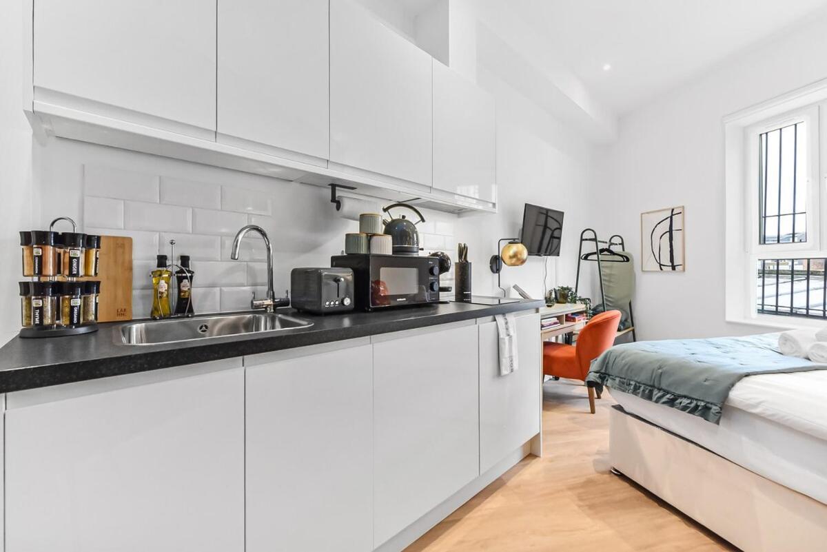 Cute & Compact - Petite Studio With Style! Appartement Londen Buitenkant foto